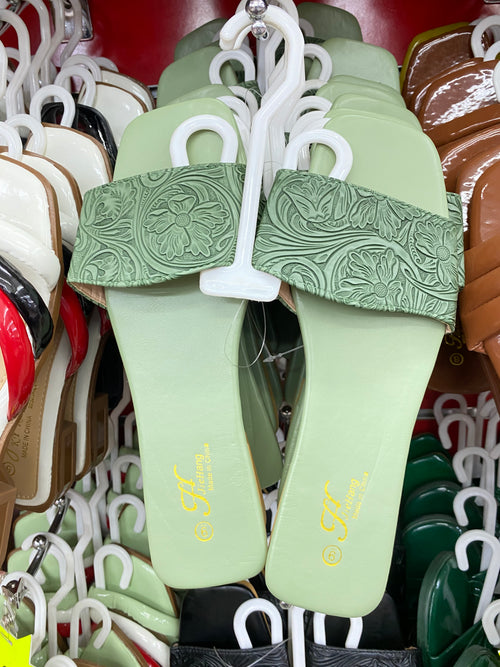 Female flat slip ons