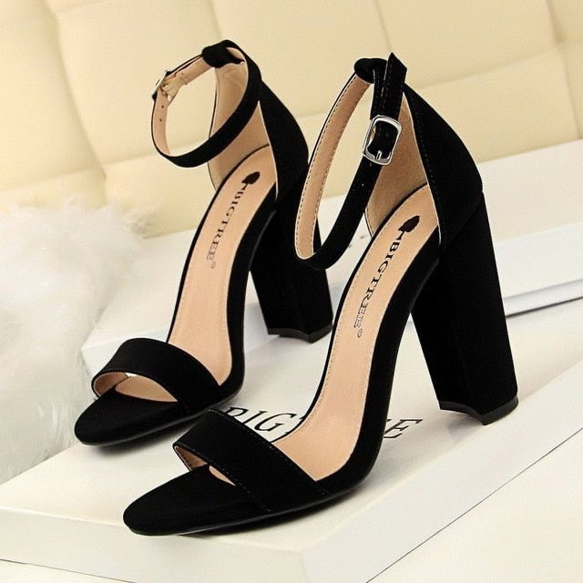 Black 4 inch heels